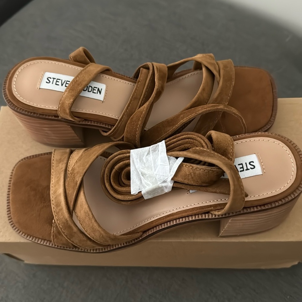 Steve Madden Cory Brown Suede